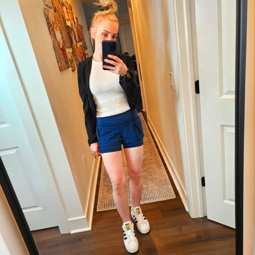 Lululemon Break Free Blue Double Layer Shorts - SIZE 4